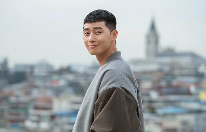 Did Park Seo-joon's military service affect his earnings?