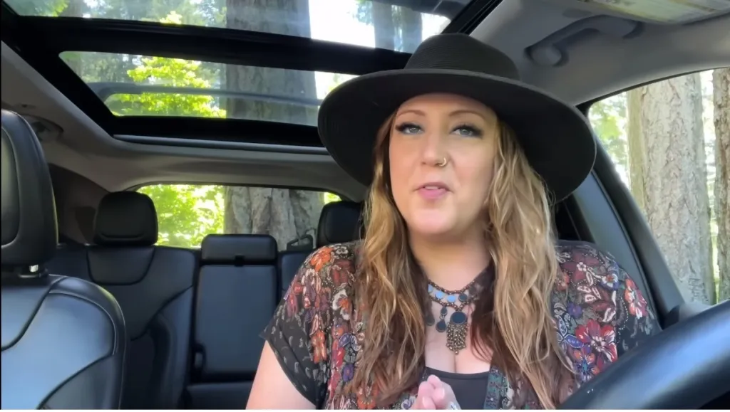 What is the Laura Caldwell YouTube net worth?