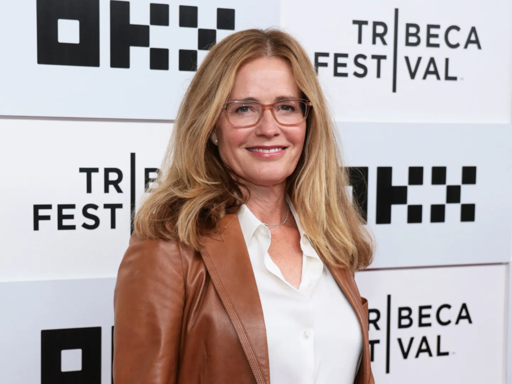 How did Elisabeth Shue make her money?